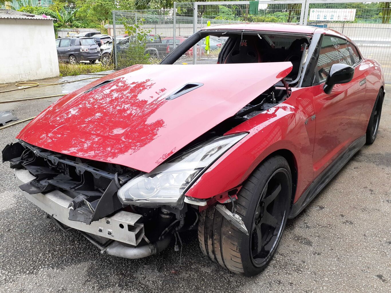 11 Nissan Gt R Wreck Pickles Auctions Buy Industrial Cars And Salvage